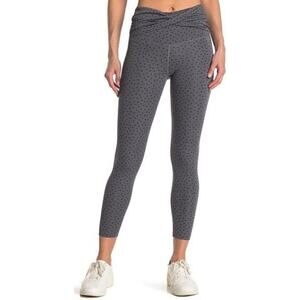 Nike Yoga Gray Polka Dot High Rise Tight Fit Twist 7/8 Leggings Size Small
